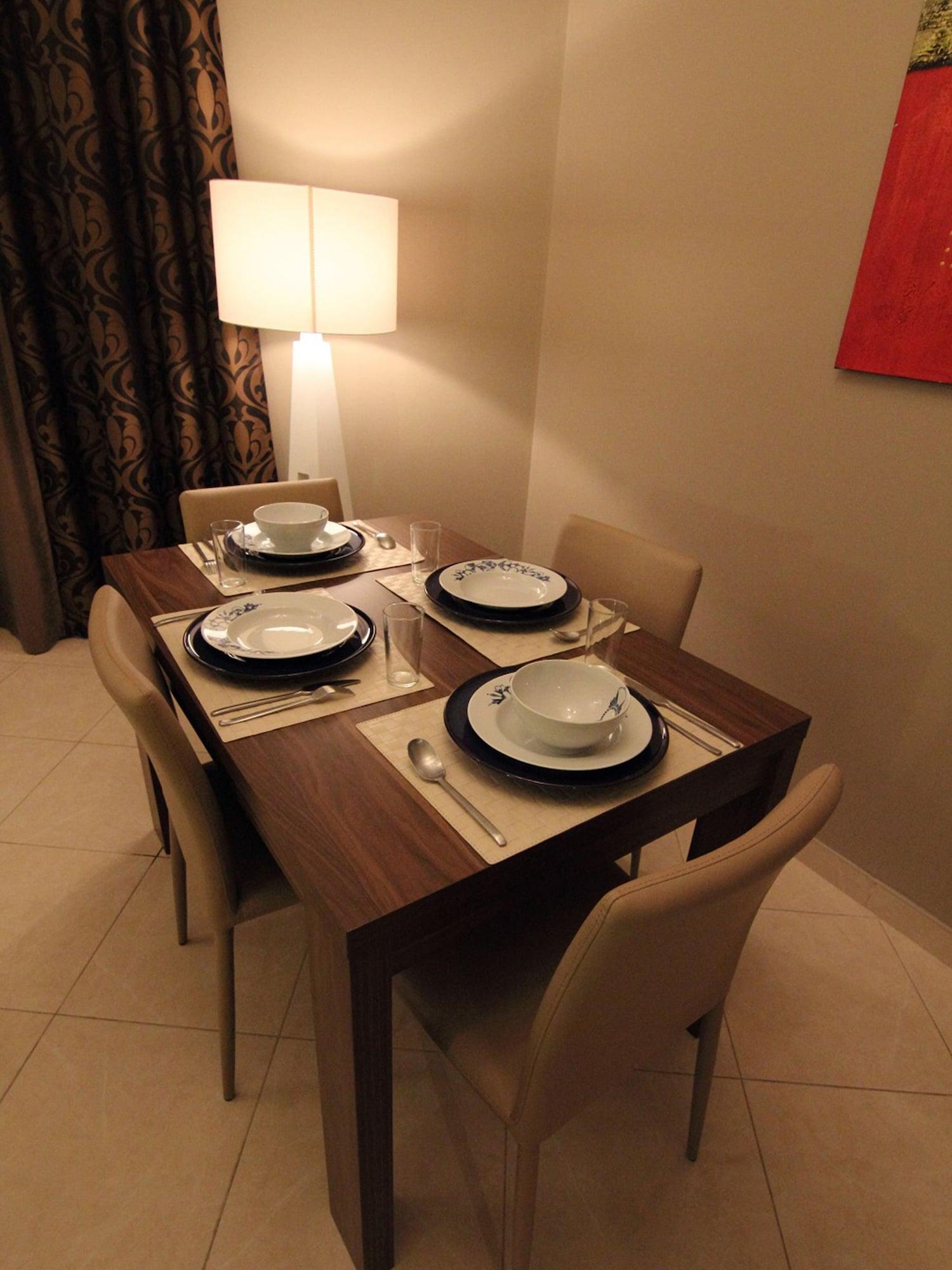 Home To Home Apartments Dubaj Kültér fotó